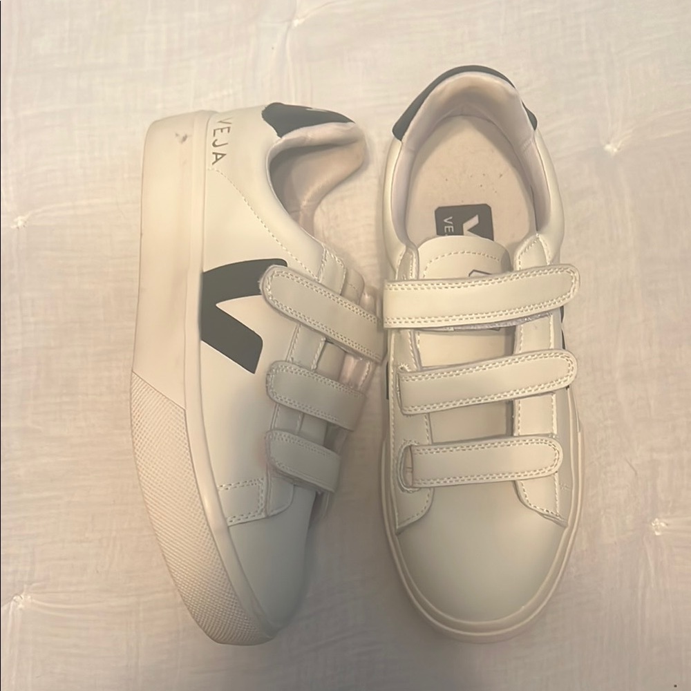 Veja White and Black Velcro Sneakers